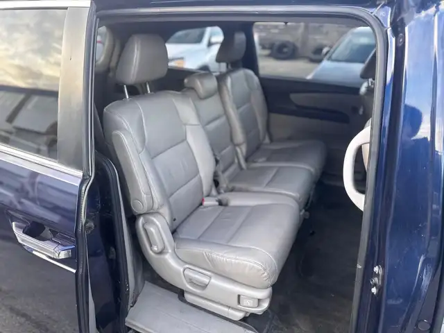 2014 Honda Odyssey EX-L with Navigation - Photo 17