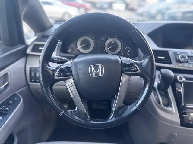 2014 Honda Odyssey EX-L with Navigation - Photo 20