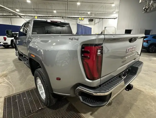 2026 GMC Sierra 3500HD SLT - Photo 3