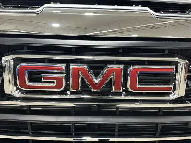 2026 GMC Sierra 3500HD SLT - Photo 8