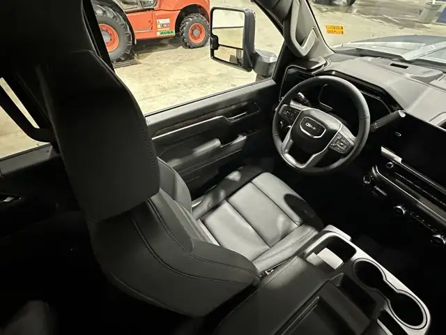 2026 GMC Sierra 3500HD SLT - Photo 16