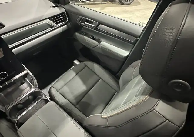 2026 GMC Terrain AWD AT4 - Photo 15