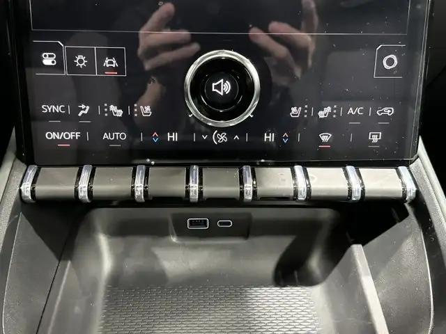 2026 GMC Terrain AWD AT4 - Photo 24