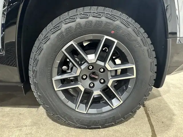 2026 GMC Terrain AWD AT4 - Photo 28