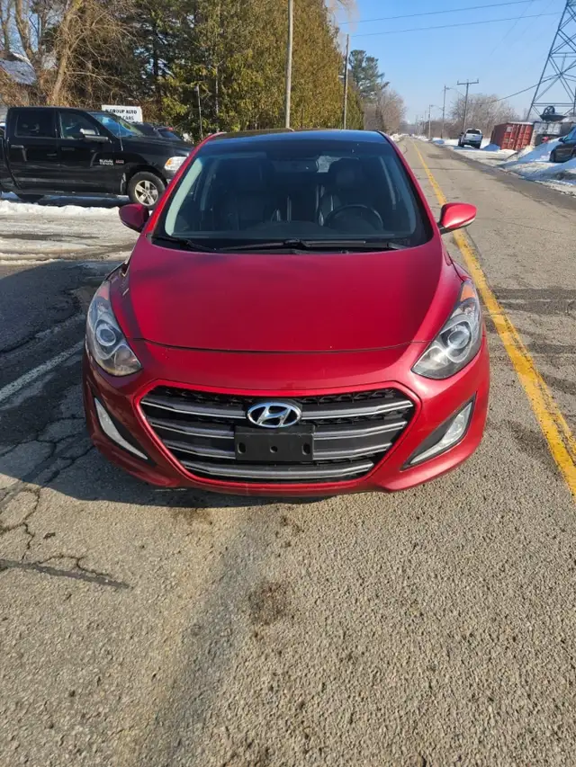 2016 HYUNDAI ELANTRA GT GT - Photo 2