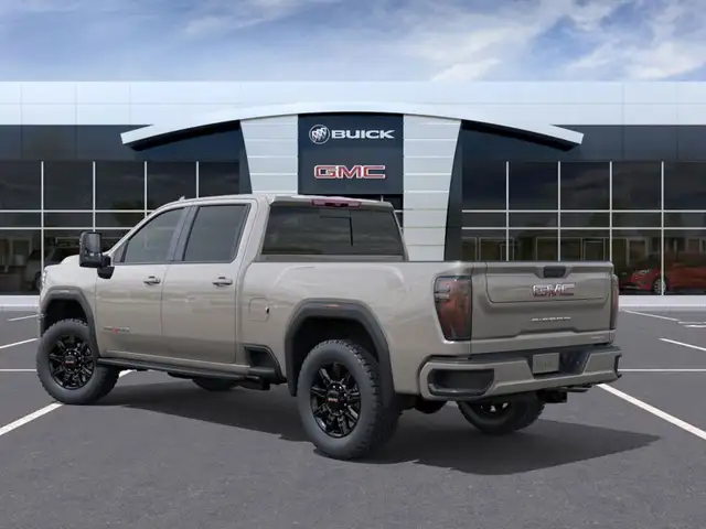 2026 GMC Sierra 3500HD - Photo 3
