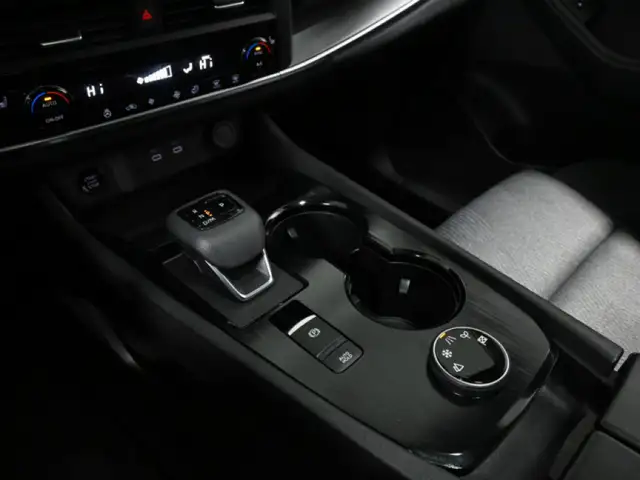 2025 Nissan Rogue SV No Accident Panoramic Roof Adaptive Cruise - Photo 20