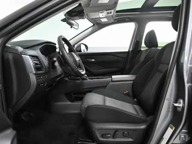 2025 Nissan Rogue SV No Accident Panoramic Roof Adaptive Cruise - Photo 22