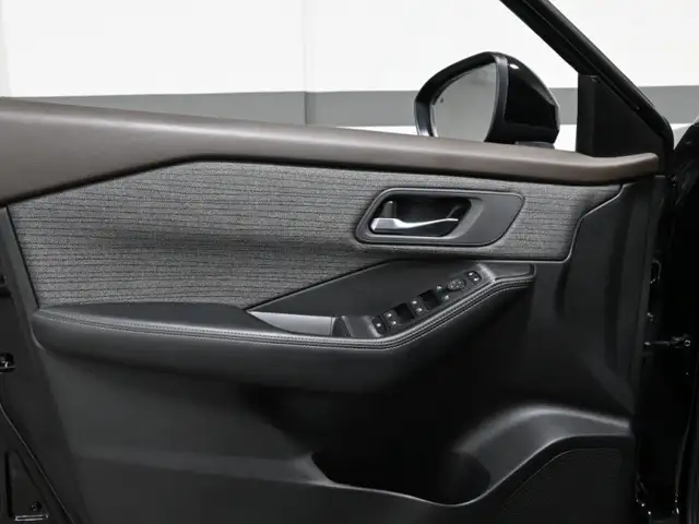 2023 Nissan Rogue SUV - Low Mileage - Photo 11