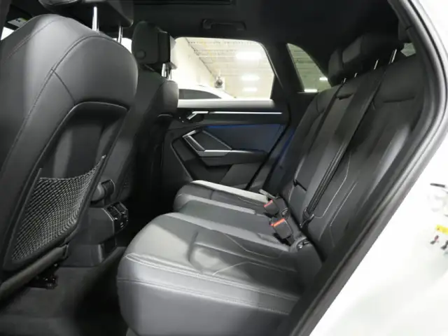 2024 Audi Q3 Progressiv S-Line Panoramic Roof Ambient Light - Photo 24