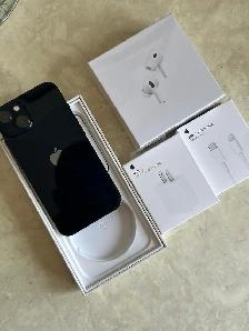 iPhone 13 256gb Airpods/Adapter/Delivery
