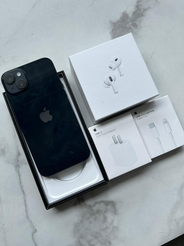 iPhone 14 PLUS 128gb Changed screen Airpods/Fast Charger/Deliv