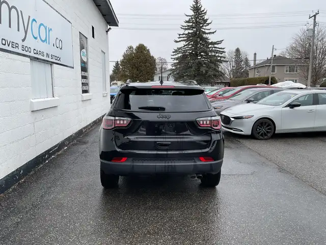 2018 Jeep Compass North - Photo 4