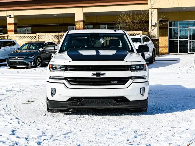 2018 Chevrolet Silverado 1500 LTZ 6.2L - Photo 3