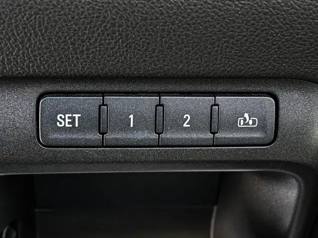 2018 Chevrolet Silverado 1500 LTZ 6.2L - Photo 21