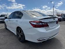 2017 HONDA ACCORD SPORT | LOW KM | SUPER CLEAN - Photo 4