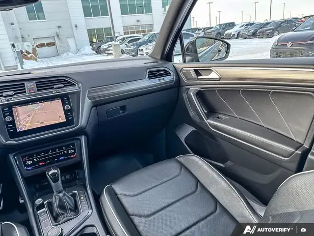 2022 Volkswagen Tiguan Highline R-Line | VW CERTIFIED - Photo 12
