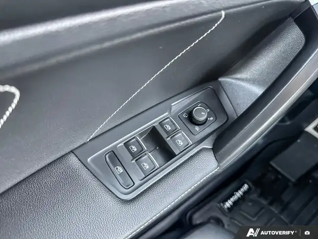 2022 Volkswagen Tiguan Highline R-Line | VW CERTIFIED - Photo 23