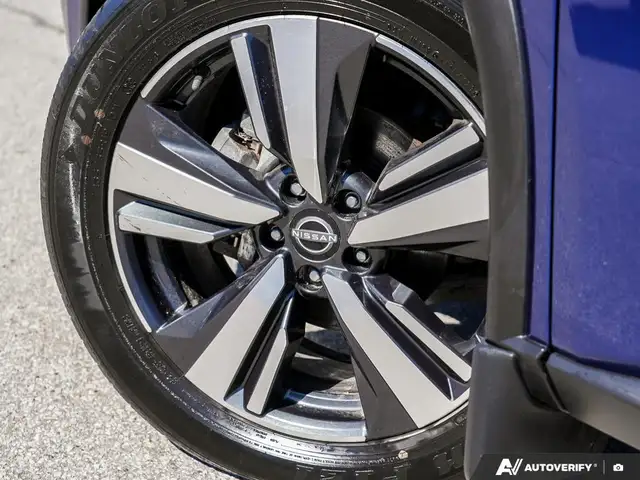 2023 Nissan Rogue SL - Photo 6