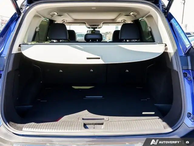 2023 Nissan Rogue SL - Photo 10