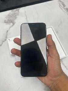 iPhone 11 PRO 256GB Unlocked - Mint Condition! - Photo 2