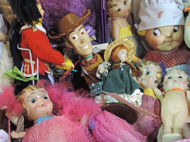 Assorted Teddy Bears & Dolls SALE - Photo 4