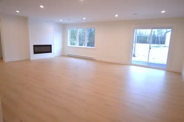 Shediac - 47 Robert - Walk-out basem, 5 bds, 3 baths Full He Pum - Photo 10