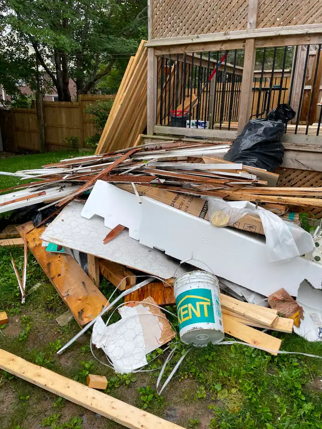 Don’t Over Pay With Those Other Guys On Junk / Garbage Removal - Photo 3