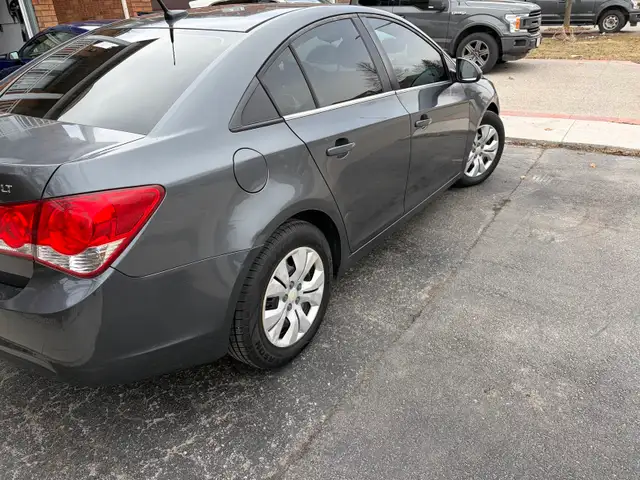 Car for Sale - Photo 4