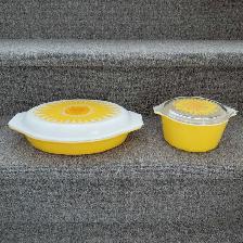 2 cocottes vintage tournesol Daisy Sunflower Pyrex 1 & 1,5 litre