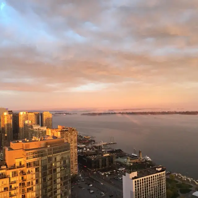 LIVE IN THE SKY- VERY HIGH - 35 MARINER- APRIL 15 or MAY 1 - Photo 7
