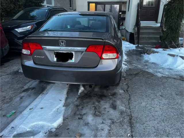 Honda civic 2010 LX-S