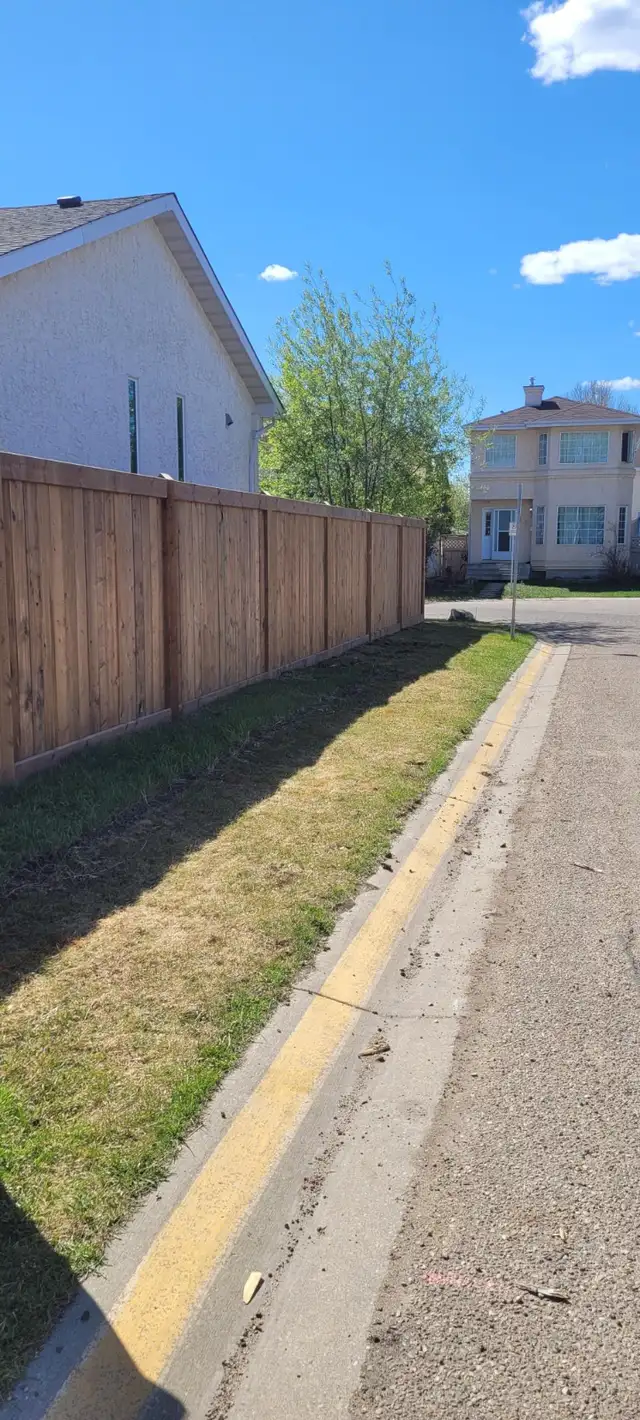 Fence/deck.Built to last. - Photo 2