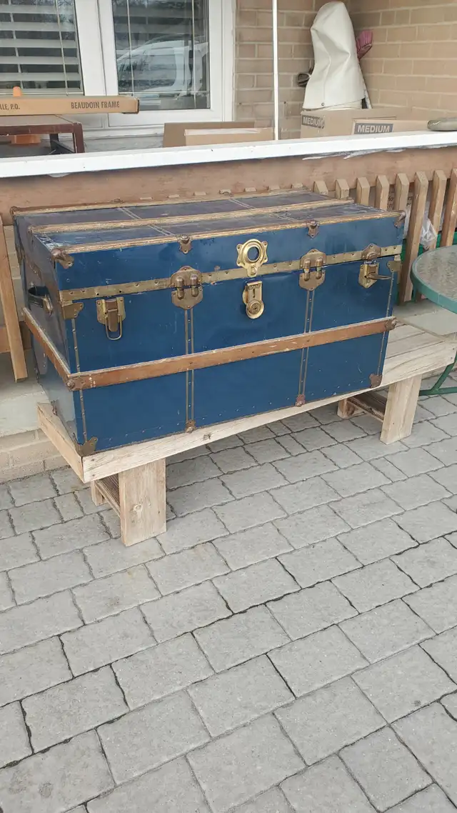 Trunk - LARGE Green 40'x21'x21'