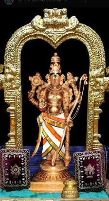 South Indian Hindu Vedic Priest - Photo 2