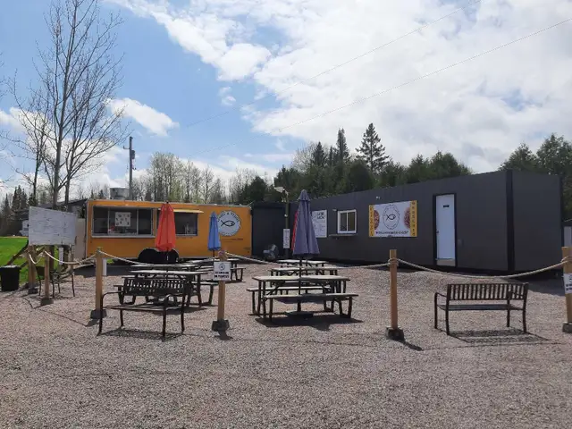 line cook/pizza cook