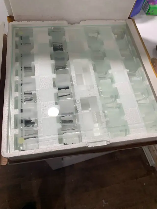 Glass Chess Set - Photo 2