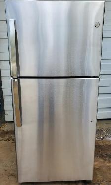 Ge mid size fridge - Very Good Condition, Stainless - Photo 1