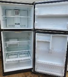 Ge mid size fridge - Very Good Condition, Stainless - Photo 3