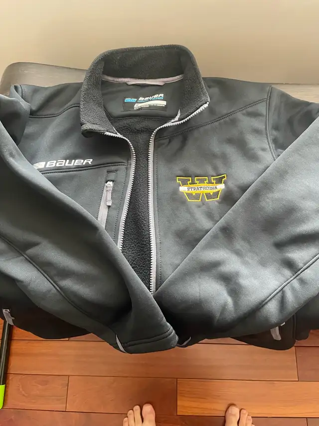 Strathcona warrior hockey gear - Photo 4