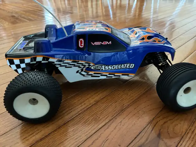 Team Associated T3