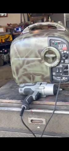 Yamaha 2000is inverter generator ultra quiet hunting/ice fishing - Photo 4