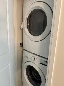 Condo Pinnacle East 1 Bed & Den Warden/Sheppard - Photo 9