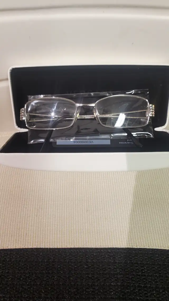 Eye Glasses - Brand Name - Brand NEW