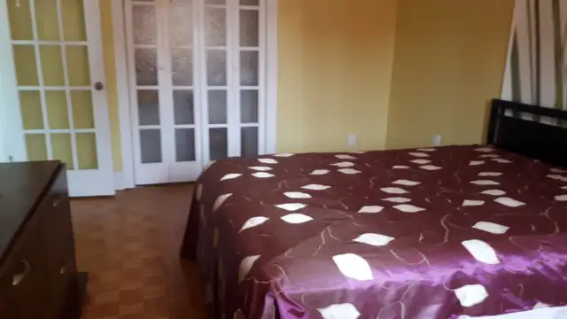 Chambre meublée non-fumeur 1er juin - 750$-m.Angrignon/Monk,plaz - Photo 2