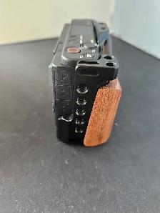 Sony ZV-1 20.1mp 4K Digitla Vlogging Camera w/smallRig - Photo 5