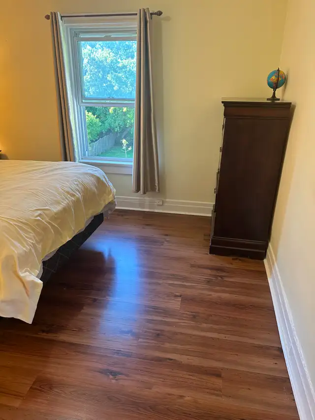 All Inclusive Room for rent at Yonge Finch subway entrance - Photo 2