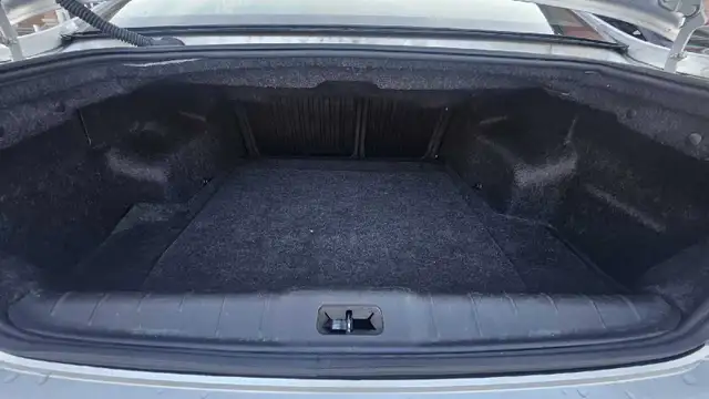 2009 Chevy Malibu 2LT - Photo 9