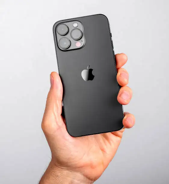 Unlocked iPhone 13 Pro 128 GB, with 12 months warranty for only - Photo 5