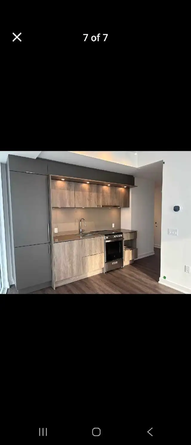 For Rent: 1 Bedroom  Den Condo –  Mississauga
